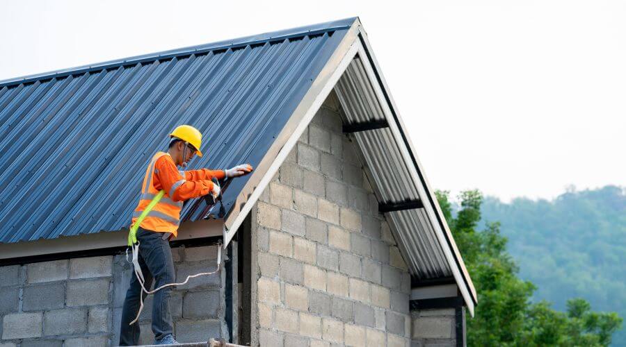 Expert Emergency Roof Repairs services in Capitol, MT
